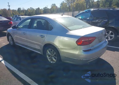 2016 Volkswagen Passat 1.8T S из США, поврежденный, VIN 1VWAS7A33GC040983